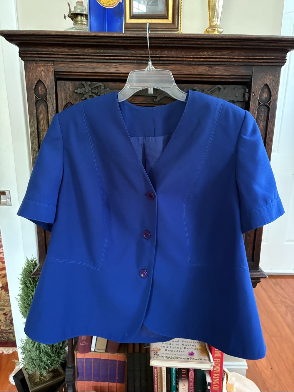 Kasper: Plus-Size 18, Royal Blue Short Sleeve Skirt Suit - Picture 3 of 6